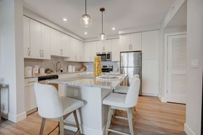 Naples apartment for rent - Kitchens with Designer Finishes at Everly Luxury Apartments in Naples FL