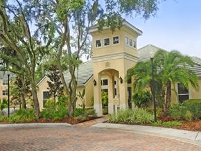 Brandon apartment for rent - the building in which the villa is located