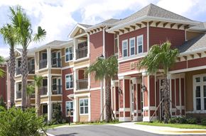 Zephyrhills apartment for rent - Grand Reserve Apartments in Zephyrhills, FL