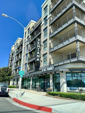 Fullerton apartment for rent - Ventana Senior Apartments in Fullerton CA
