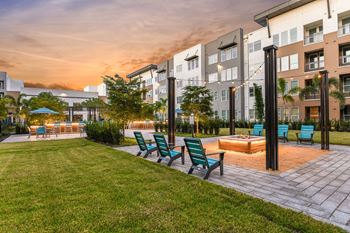 Outdoor fireside lounge