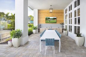 Naples apartment for rent - Covered Veranda at Everly Apartments in Naples, FL