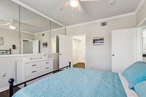 Waco apartment for rent - Gorgeous Bedroom at Flats on Chapel Apartments, Waco, TX, 76712