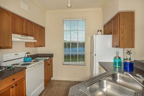 Fort Myers apartment for rent - Kitchen   at Bay Harbor, Fort Myers, FL