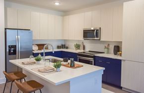 Suwanee apartment for rent - Charming kitchen design at The Maven, Suwanee, GA, 30024