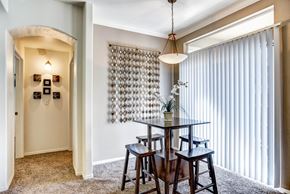 Rio Rancho apartment for rent - Dining room  at Links at High Resort, New Mexico