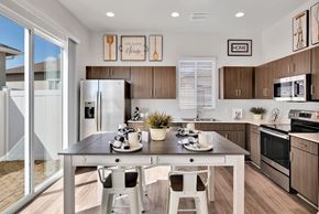 Prescott Valley apartment for rent - Kitchen and Dining Room at Parke Place, Arizona