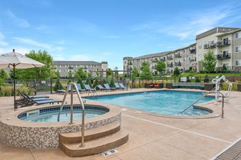 Spa and pool