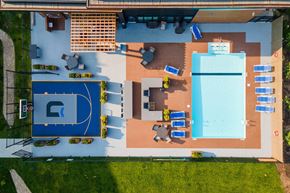 Edmonton apartment for rent - Aerial Pool View at G17 Apartments at Tamarack, Edmonton
