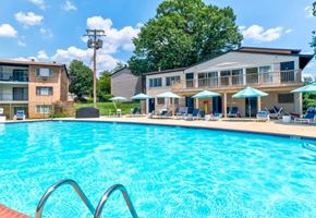 Oxon Hill apartment for rent - Pool Season 2023 at Oaks at Oxon Hill, Maryland, 20745