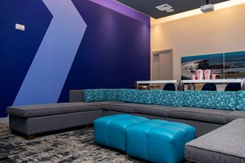 Media lounge