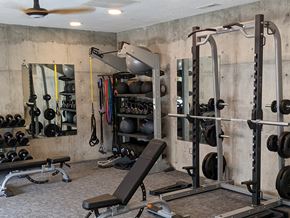 Salt Lake City apartment for rent - Gym room