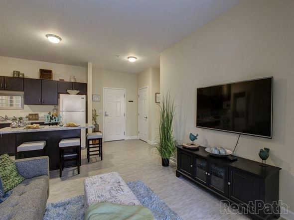 Brunswick apartment for rent - Living Area