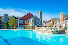 Springboro apartment for rent - the pool at the residence on lamar apartment homes for rent