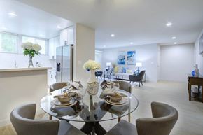 Belmont apartment for rent - a kitchen and dining area in a 555 waverly unit