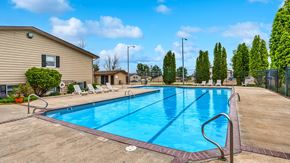 Billings apartment for rent - the swimming pool at our apartments