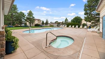 Outdoor spa/hot tub