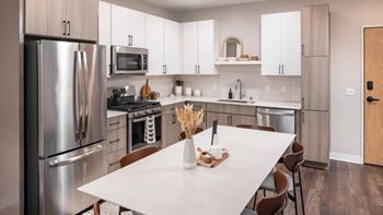 Kitchen islands*
