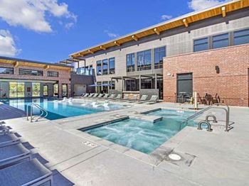 Spa/hot tub