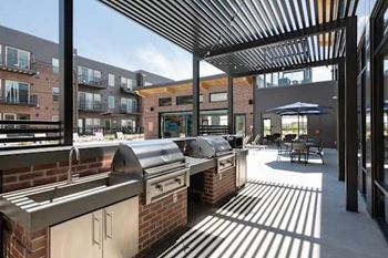 Grilling zones with outdoor kitchens 