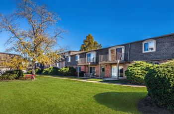 Beautifully landscaped courtyard