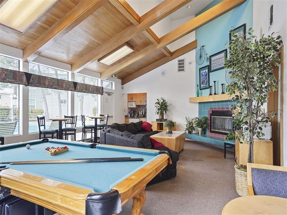 Davis apartment for rent - Clubhouse with pool table at Parkside Apartments, Davis, California
