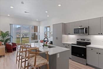 Modern kitchen with dining