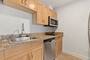 Kitchen with stove top oven3