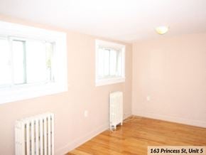 Kingston apartment for rent - 163 Princess St - 5