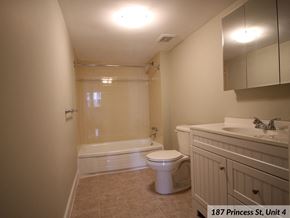 Kingston apartment for rent - 187A Princess St - 4