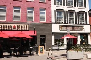 Kingston apartment for rent - 89 Princess St - Building Exterior