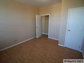 Gananoque apartment for rent - 89 King St E - 5