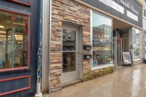 Kingston apartment for rent - A storefront with a sign that says "Noodle House".