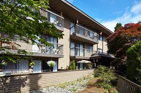 White Rock apartment for rent - a view of the hotel from the garden