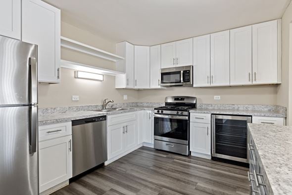 Westmont apartment for rent - 3Bed - Kitchen
