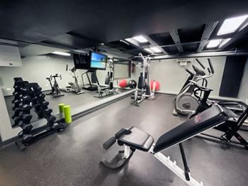 The renaissance uptown gym
