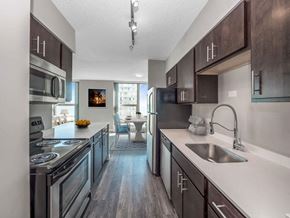 Chicago apartment for rent - The Bryn Kitchen at The Bryn - 5600 N Sheridan Rd Apartments, Chicago