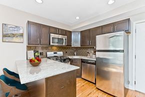 Chicago apartment for rent - Lincoln Square Commons Kitchen