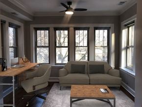 Chicago apartment for rent - Sun room