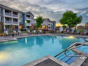 Lewisville apartment for rent - Beautiful community swimming pool at Haven at Lewisville Lake Apartments, Florida