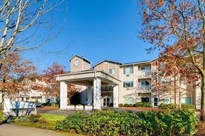 Vancouver apartment for rent - Building with a clock tower at Vancouver Pointe, Vancouver, WA, 98661