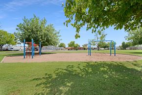 Glendale apartment for rent - Playground