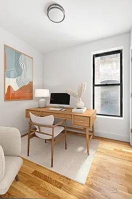 Brooklyn apartment for rent - A room with a desk and a chair.