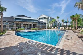 Spring Hill apartment for rent - pool at the enclave at woodbridge apartments in sugar land, tx