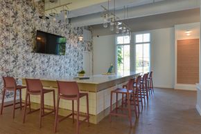 Miami apartment for rent - Father Barry