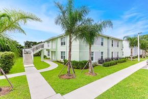 Belle Glade apartment for rent - the preserve at ballantyne commons community garden