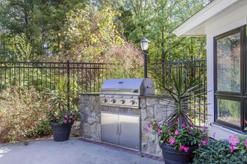 Taymil andover place barbecue area