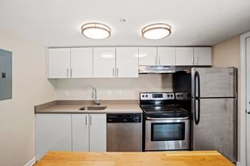 Taymil charles landing apartment homes kitchen