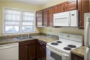 Litchfield apartment for rent - Taymil Holly House Kitchen