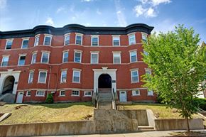 Brookline apartment for rent - Taymil Winthrop Road Building Exterior